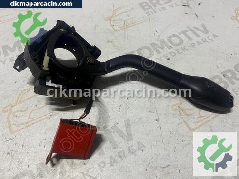 Volkswagen Polo Sinyal Kolu çıkma parça