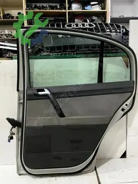 Volkswagen Polo Sağ Arka Kapı çıkma parça