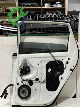 Volkswagen Polo Sağ Arka Kapı çıkma parça