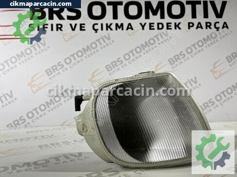 Volkswagen Polo Sinyal çıkma parça