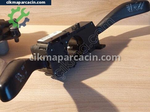 Volkswagen Polo Silecek Kolu çıkma parça