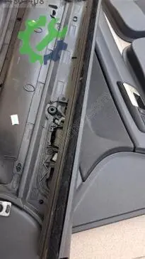 Volkswagen Polo Kapı Döşemesi çıkma parça