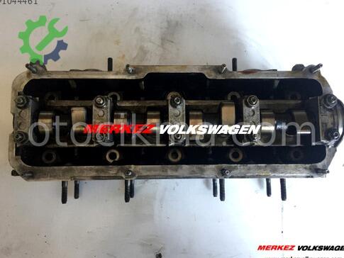 Volkswagen Polo Silindir Kapağı 06B103373A çıkma parça