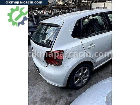 Volkswagen Polo Arka Çamurluk çıkma parça