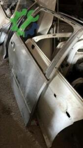 VOLKSWAGEN POLO ARKA KAPI