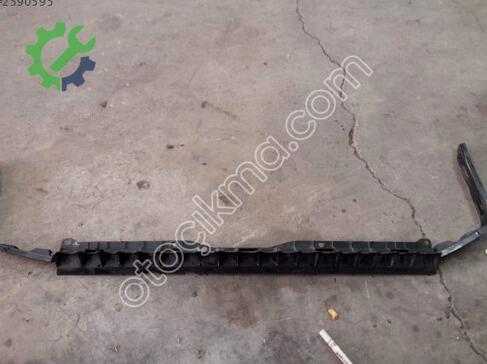 Volkswagen Polo Tampon Braketi çıkma parça