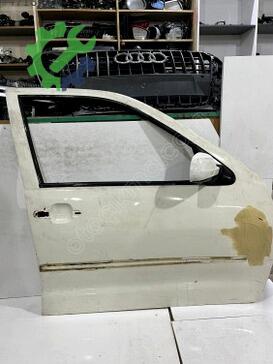 Volkswagen Polo Sağ Ön Kapı çıkma parça