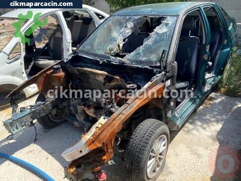 Volkswagen Polo Tavan çıkma parça