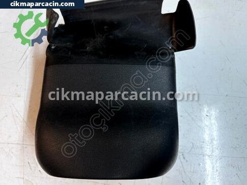 Volkswagen Polo Direksiyon Kapak çıkma parça