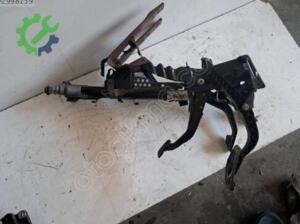 VOLKSWAGEN POLO DİREKSİYON MİLİ VE PEDALLARI KOPMPLE