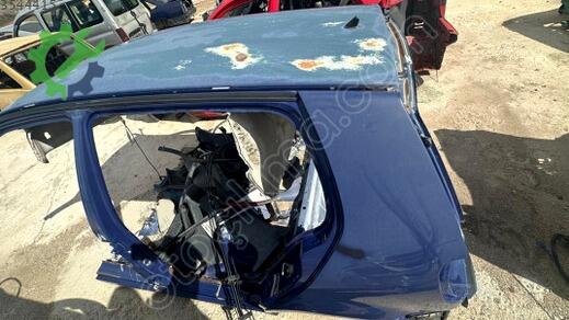 Volkswagen Polo Tavan çıkma parça