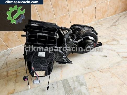 Volkswagen Polo Kalorifer Kutusu çıkma parça