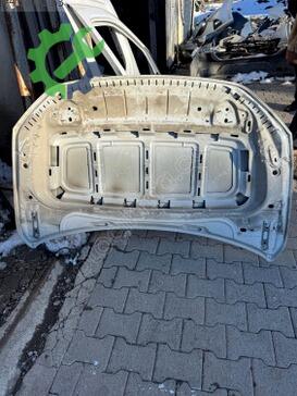 Volkswagen Polo Kaput 2018-24 çıkma parça