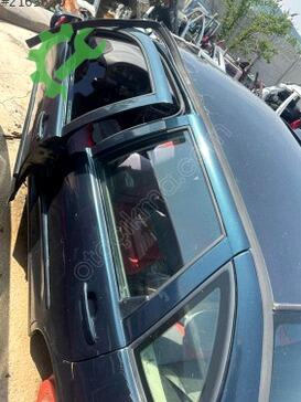 Volkswagen Polo Tavan çıkma parça