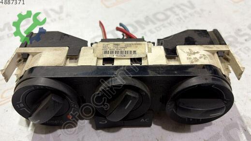 Volkswagen Polo Klima Kontrol Paneli çıkma parça