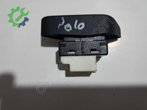 Volkswagen Polo Direksiyon Düğmesi çıkma parça