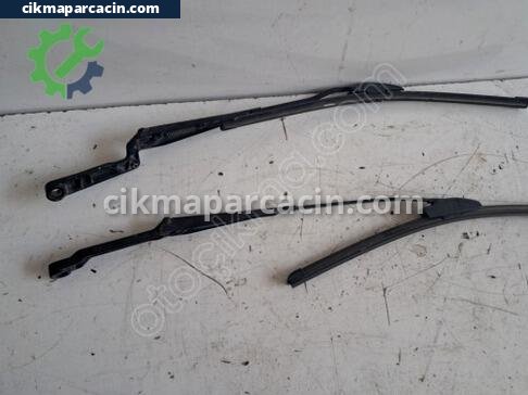 Volkswagen Polo Silecek Kolu çıkma parça