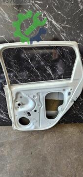 Volkswagen Polo Sağ Arka Kapı 6R4833058 çıkma parça