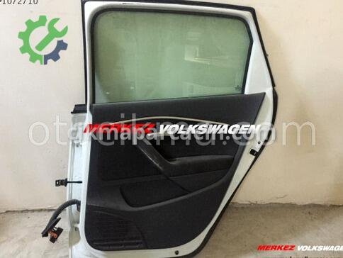 Volkswagen Polo Sağ Arka Kapı çıkma parça