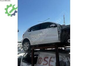 VOLKSWAGEN POLO SAĞ KAPILAR VE BAGAJ