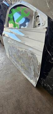 Volkswagen Polo Sağ Ön Kapı 2G4831052 çıkma parça