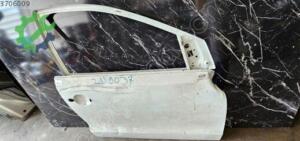 Volkswagen polo sağ ön kapı