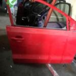 Volkswagen Polo sağ ön kapı orjinal çıkma