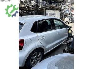 Volkswagen Polo sağ ön kapı sol arka Kapı