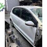 Volkswagen Polo sağ ön kapı sol arka Kapı