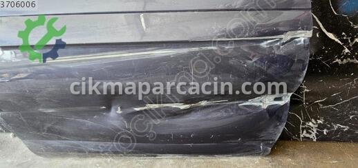 Volkswagen Polo Sağ Ön Kapı 2G4831052 çıkma parça