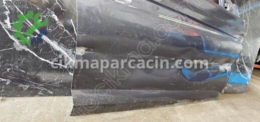 Volkswagen Polo Sağ Ön Kapı 2G4831052 çıkma parça