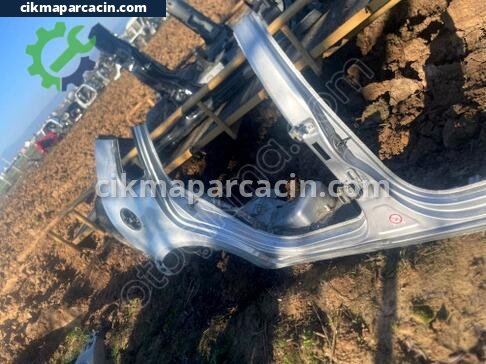 Volkswagen Polo Sağ Marşpiyel Sacı çıkma parça