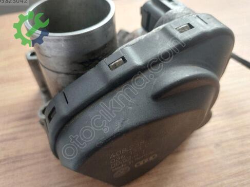 Volkswagen Polo Gaz Kelebeği 036133062B çıkma parça