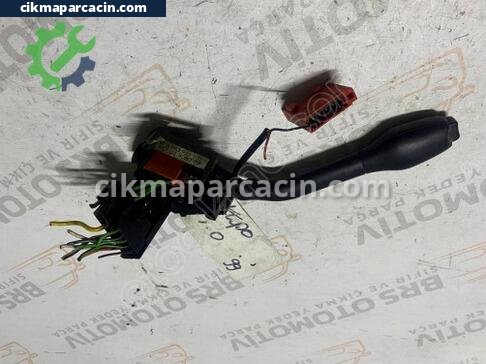 Volkswagen Polo Sinyal Kolu çıkma parça