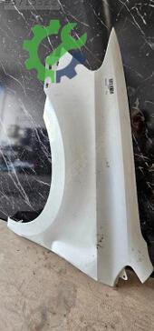 Volkswagen Polo Sol Ön Çamurluk 6R0821105 çıkma parça