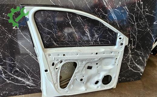 Volkswagen Polo Sol Ön Kapı 2G4831051 çıkma parça