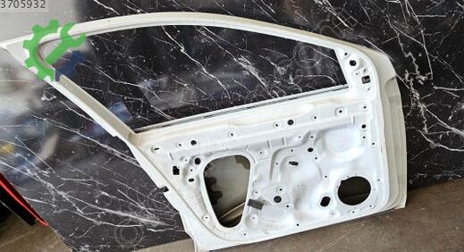 Volkswagen Polo Sol Ön Kapı 2G4831051 çıkma parça
