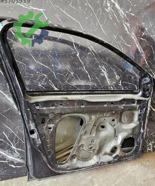 Volkswagen Polo Sol Ön Kapı 2G4831051 çıkma parça