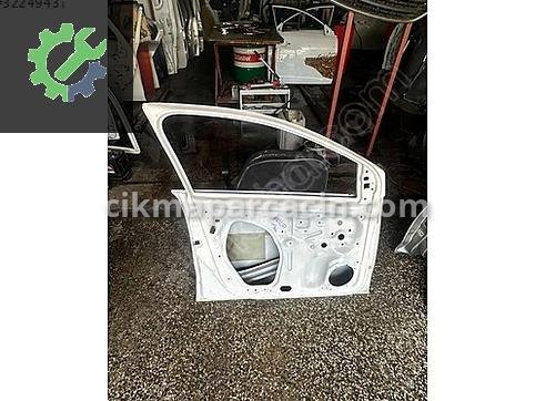 Volkswagen Polo Sol Ön Kapı çıkma parça