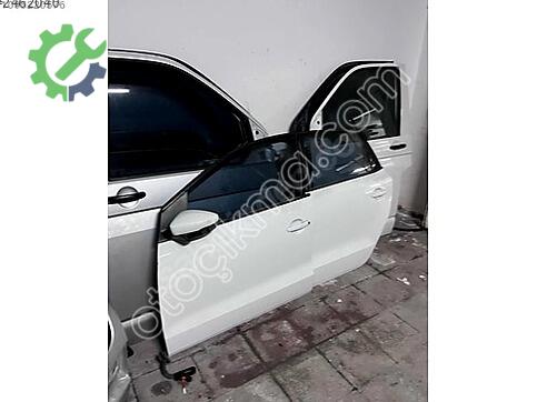 Volkswagen Polo Sol Ön Kapı çıkma parça