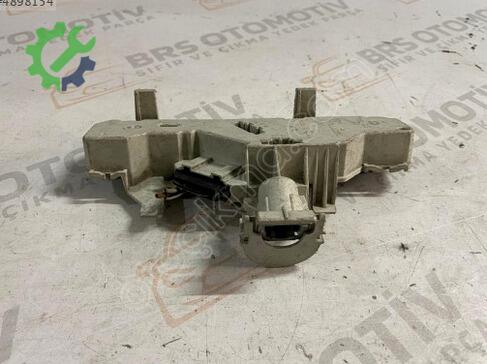 Volkswagen Polo Sol Arka Stop 6N0945257A çıkma parça