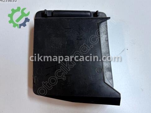 Volkswagen Polo Döşeme 3003066000 çıkma parça