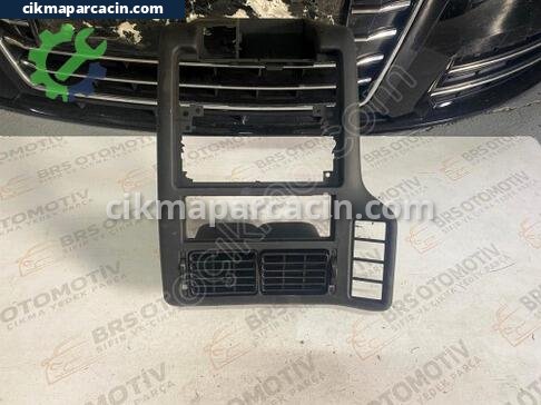 Volkswagen Polo Teyp Çerçevesi çıkma parça