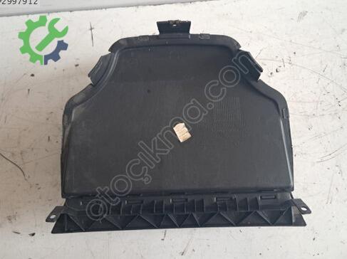 Volkswagen Polo Torpido Gözü çıkma parça