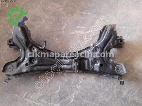 Volkswagen Polo Travers çıkma parça