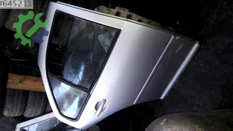 Volkswagen Bora Sağ Arka Kapı çıkma parça