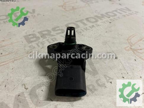 Audi A4 Basınç Sensörü 038906051D çıkma parça