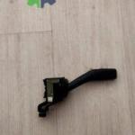 VOLKSWAGEN SİNYAL KOLU ÇIKMA ORİJİNAL 1K0953513