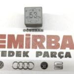 Volkswagen Bora 1997-2015 Orijinal Çıkma Röle 141951253B