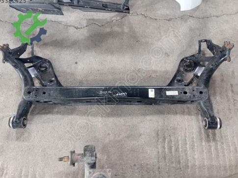 Volkswagen T-Roc Arka Dingil çıkma parça